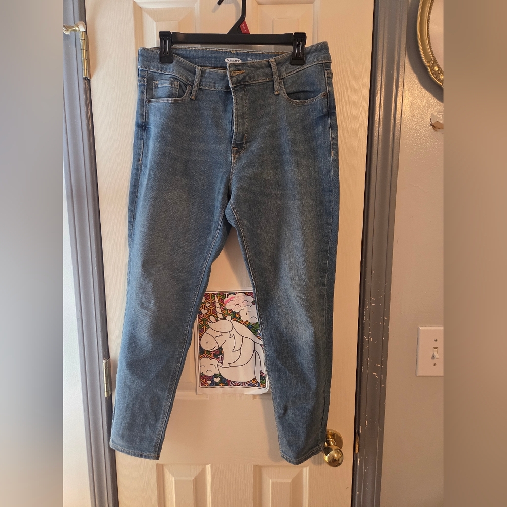 Old Navy Rockstar Super Skinny High Rise